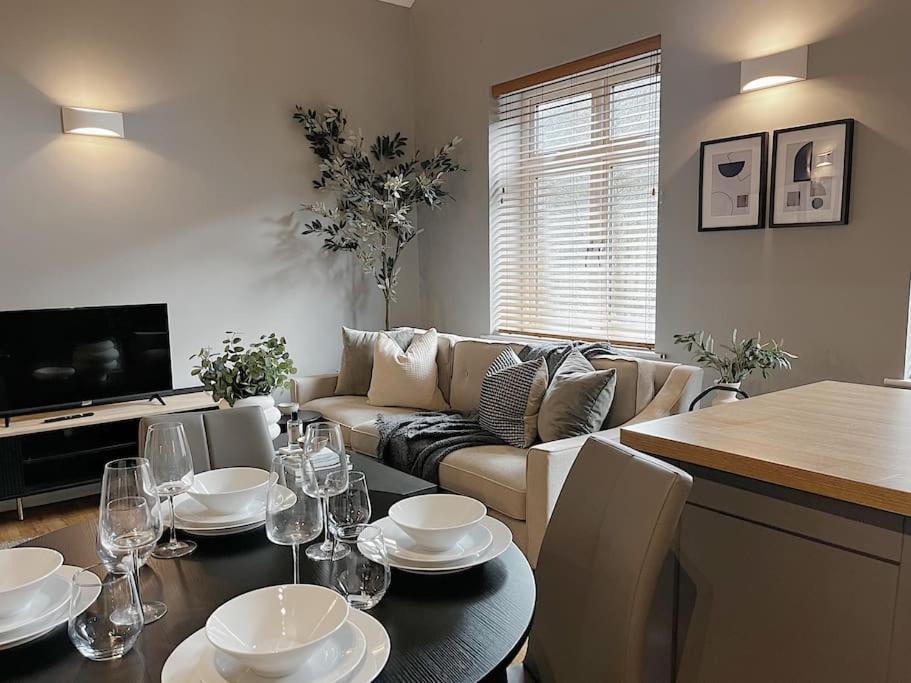 Cosy 2 Bedroom Apartment Todmorden Buitenkant foto