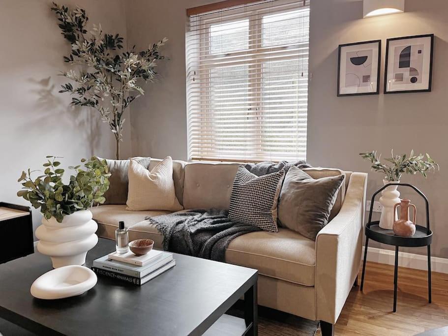 Cosy 2 Bedroom Apartment Todmorden Buitenkant foto